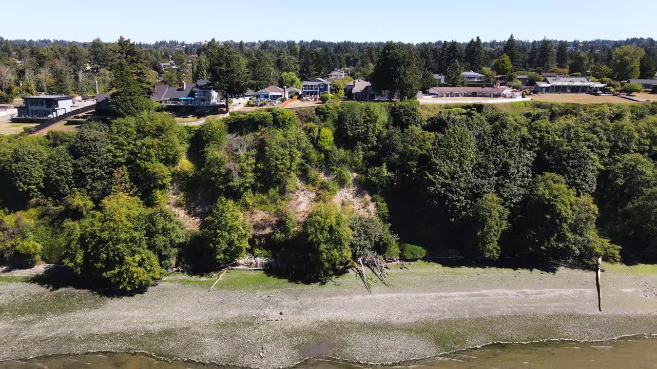 área residencial de casas de lujo en la costa noroeste del pacífico en bellevue, washington