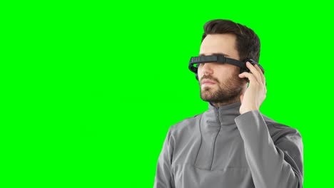 hombre usando auriculares de realidad virtual