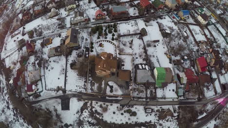 Toma-Aérea-Invernal-Del-Municipio-De-Rusia.