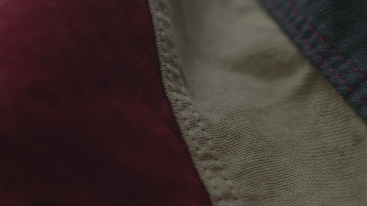 detalle de la bandera estadounidense con 13 estrellas de la revolución