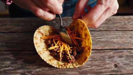 making beef tacos