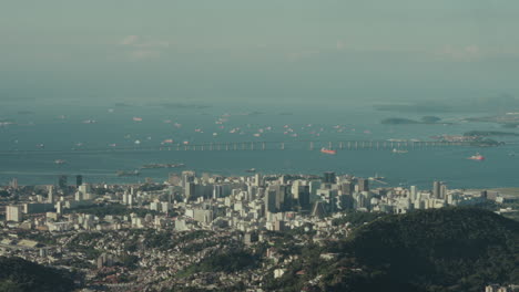 Centro-De-La-Ciudad-De-Río-De-Janeiro.-Vista-A-La-Ciudad-Del-Río