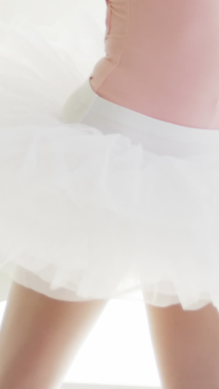 bailarina practicando danza de ballet