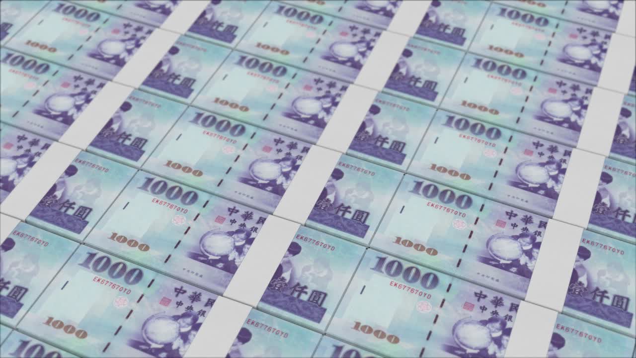 1000 nuevos billetes de dólares de taiwán impresos por una prensa de dinero