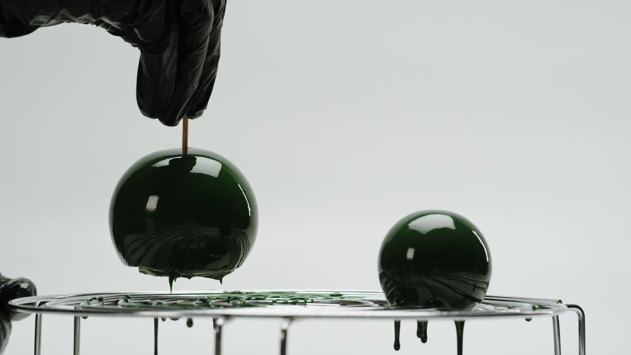 Gourmet Dessert Decorating Process