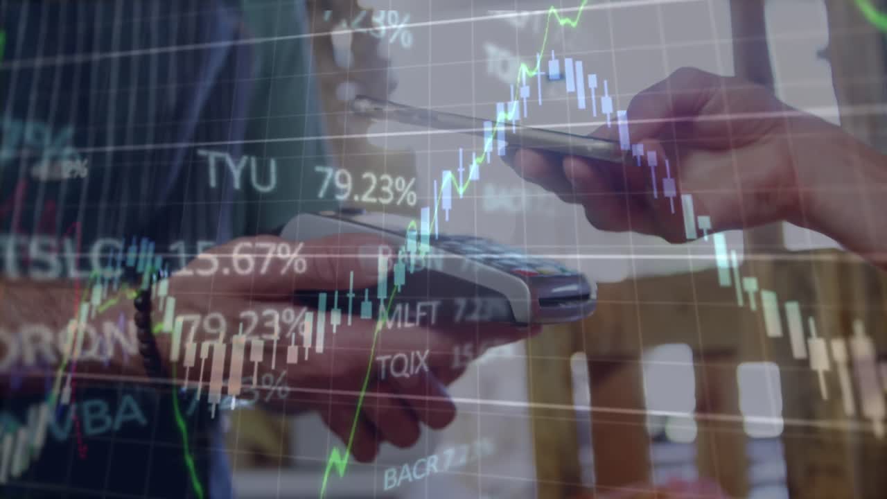 animazione dell'elaborazione dei dati sulla sezione centrale di una donna che usa uno smartphone per effettuare un pagamento in un caffè.