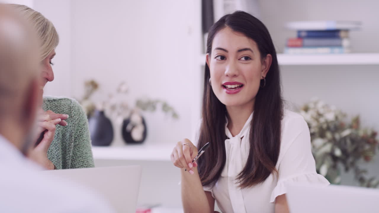 un equipo positivo impulsa el progreso