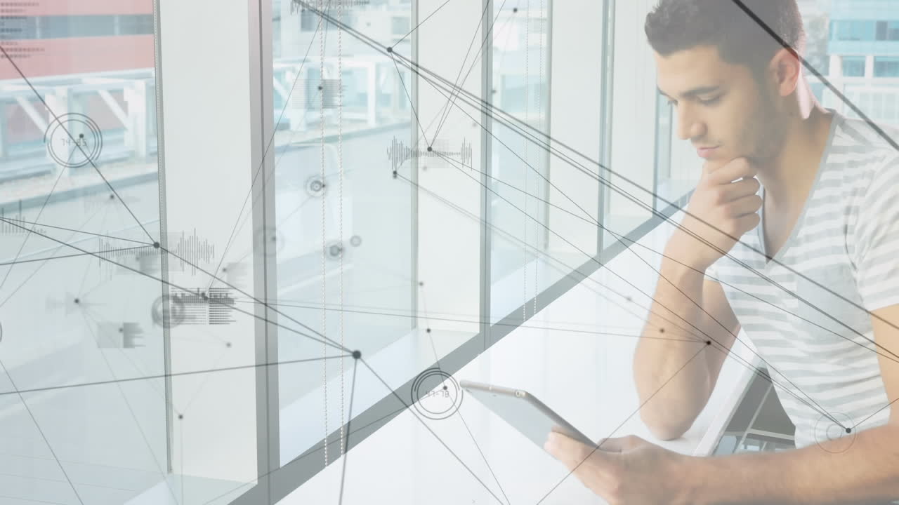 animación de la red de conexiones sobre el hombre usando tableta