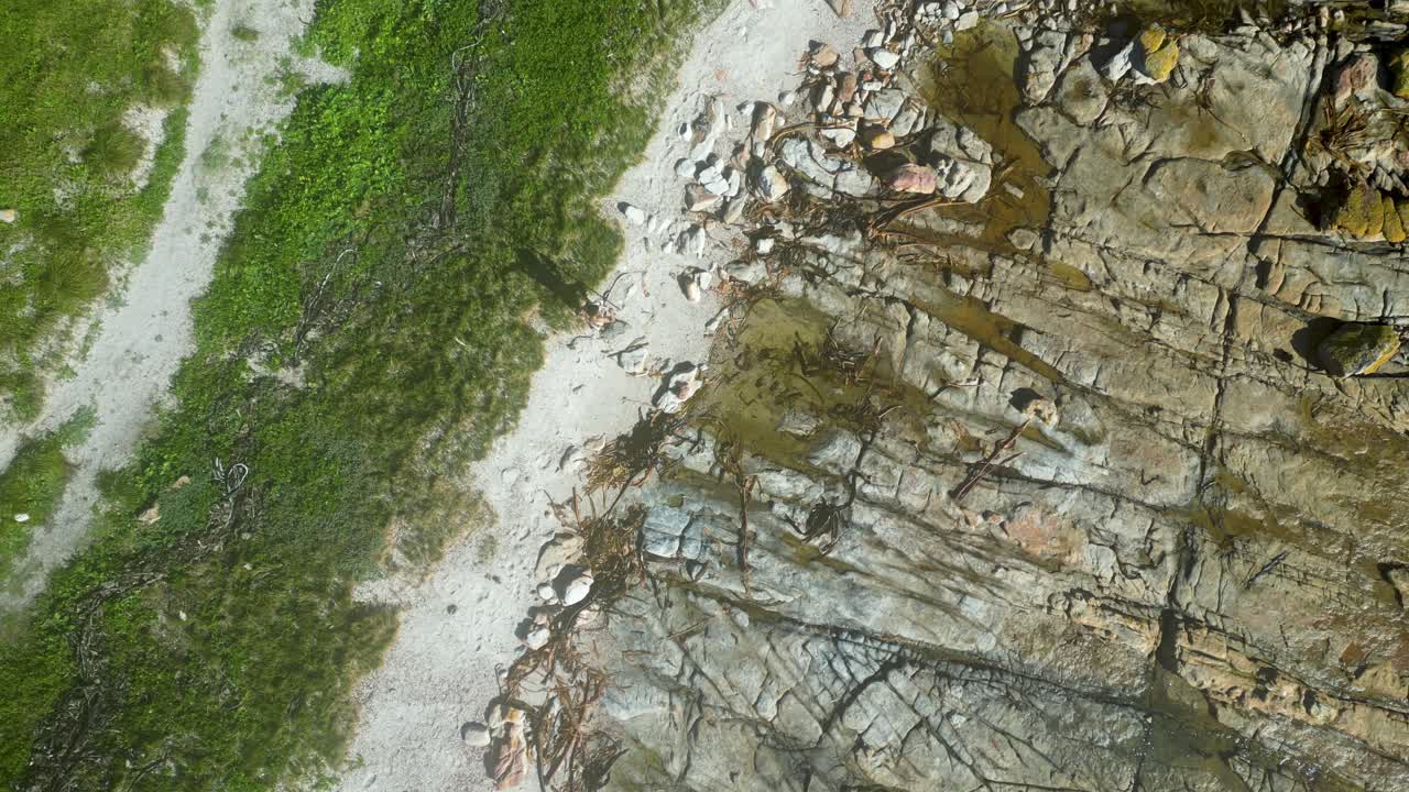 el primer pueblo costero indígena del sur de áfrica, el strandloper