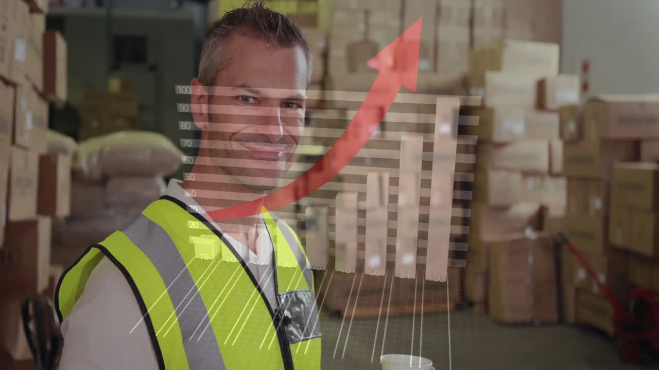 trabajador del almacén sosteniendo la taza con gráfico de barras y superposición de animación de flecha