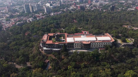 chapultepec castle in mexico city