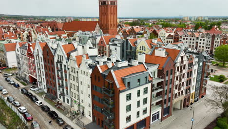 Aerial-view-of-Elbląg-showcasing-the-prominent-St