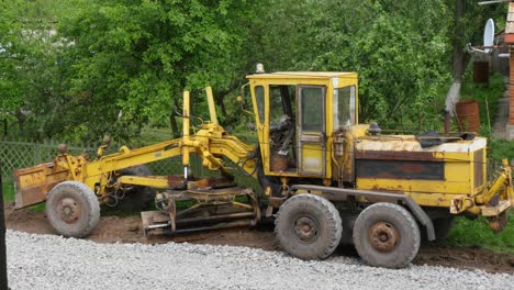 yellow construction bulldozer