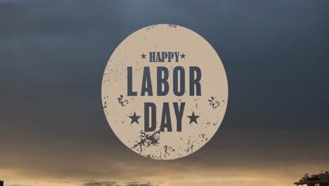 Animation-Des-Textes-„Happy-Labor-Day“-über-Dem-Stadtbild