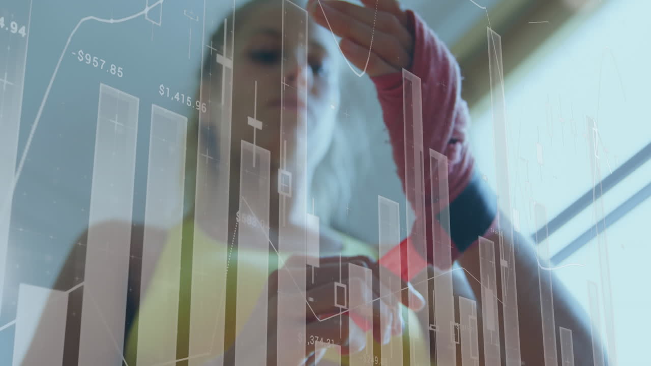 procesamiento de datos estadísticos contra una boxeadora envolviendo cinta alrededor de sus manos