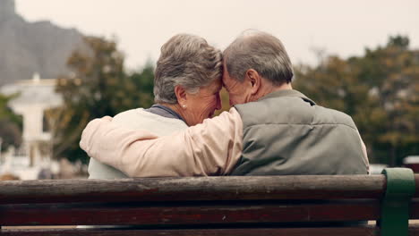 Love,-affection-and-senior-couple-on-a-bench