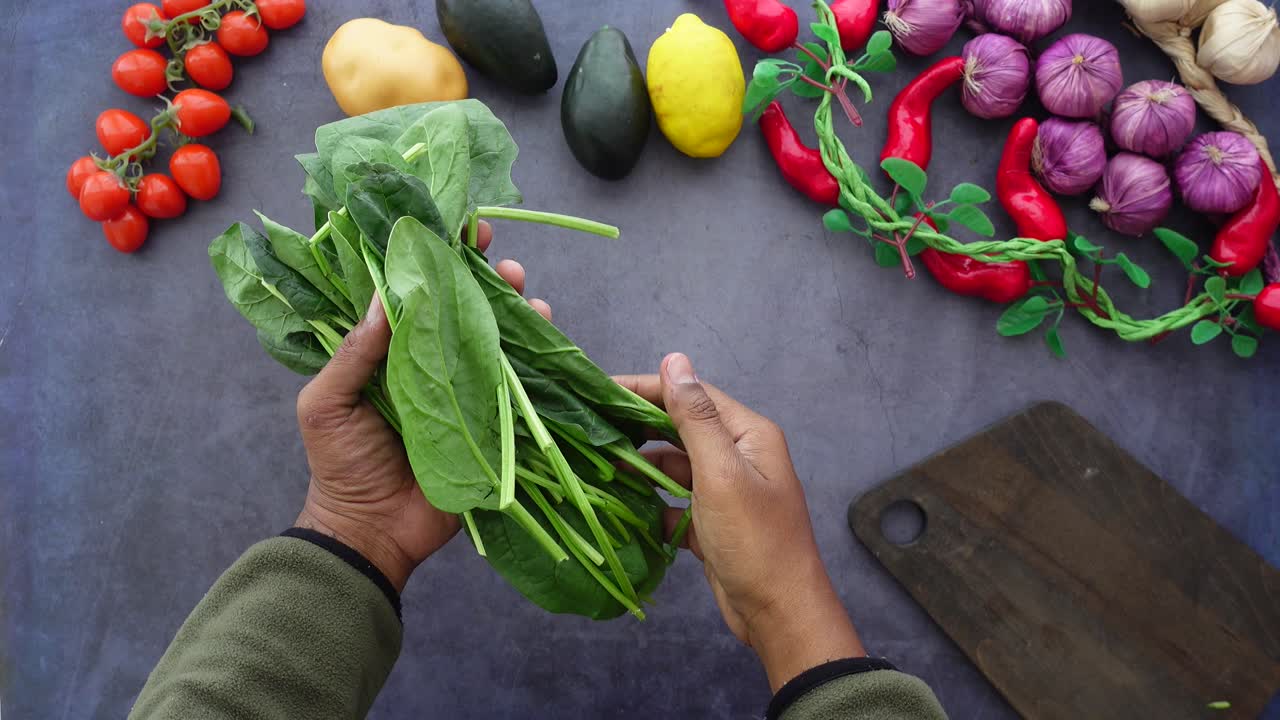 Spinach and vegetables