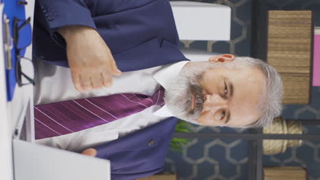 vertical video of portrait of arrogant old businessman.
