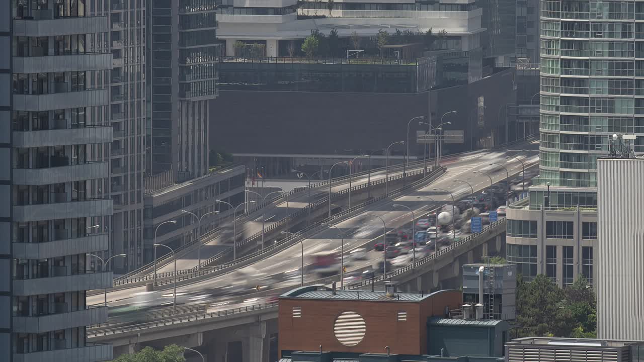 Toronto, Canada, Timelapse - The Gardiner Expressway and its traffic during the day