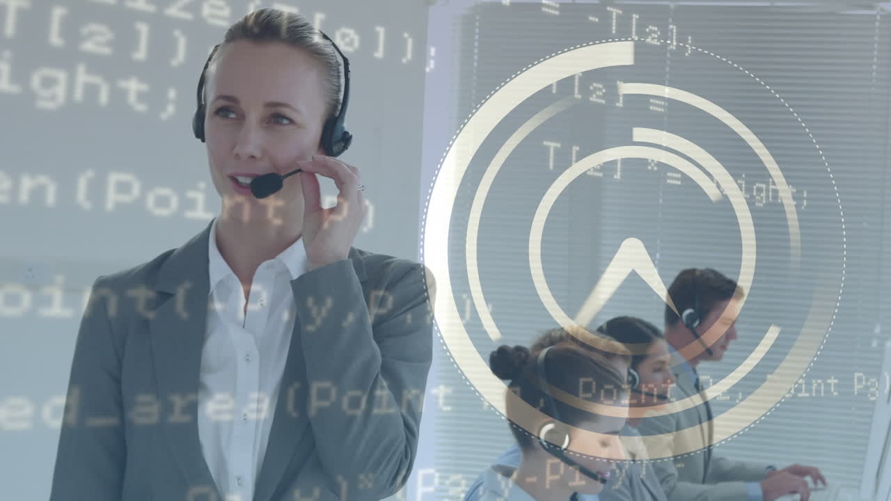 animación del procesamiento de datos sobre personas de negocios que usan auriculares telefónicos