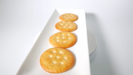 round cracker