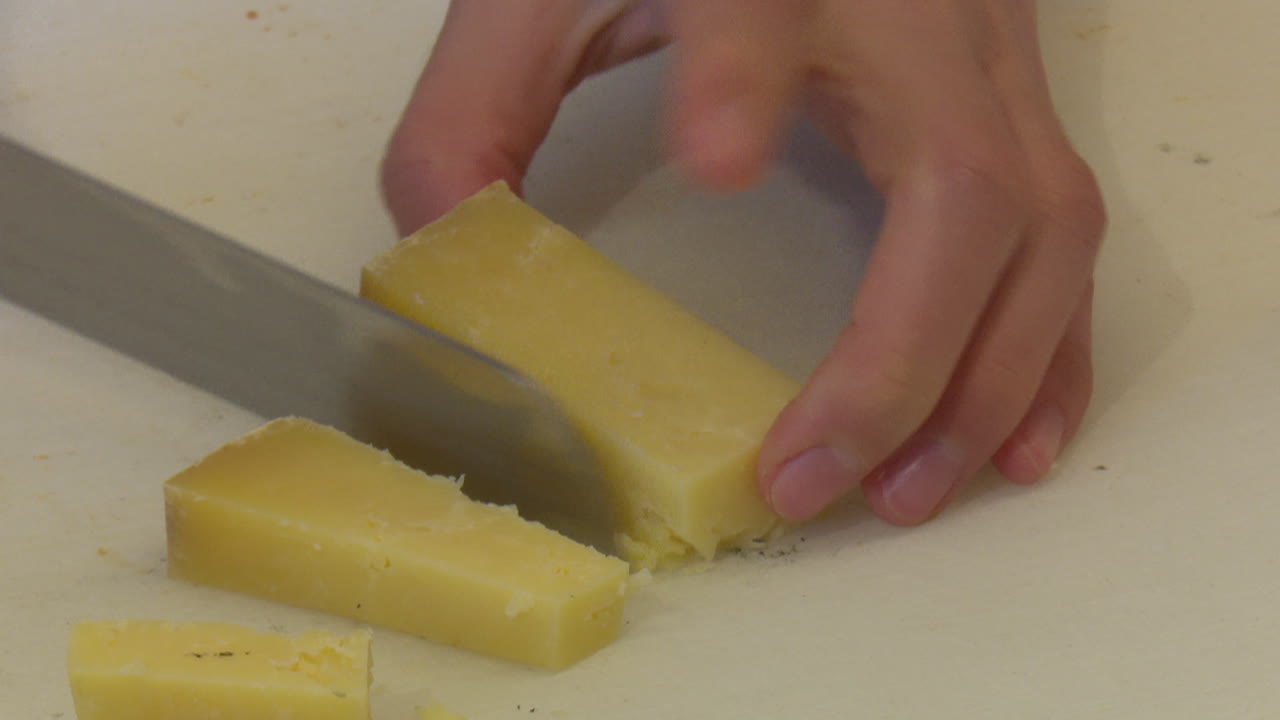 Cutting Cheese
