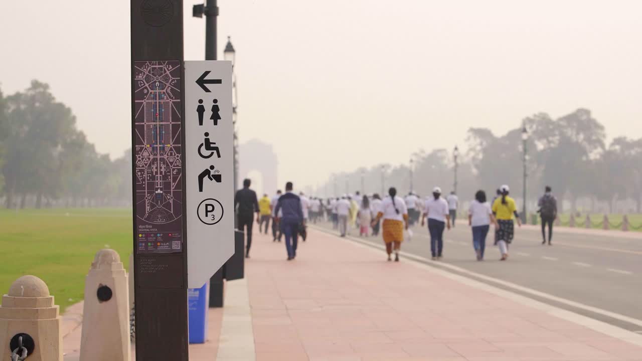 Papan Tanda Gerbang India dan Central Vista