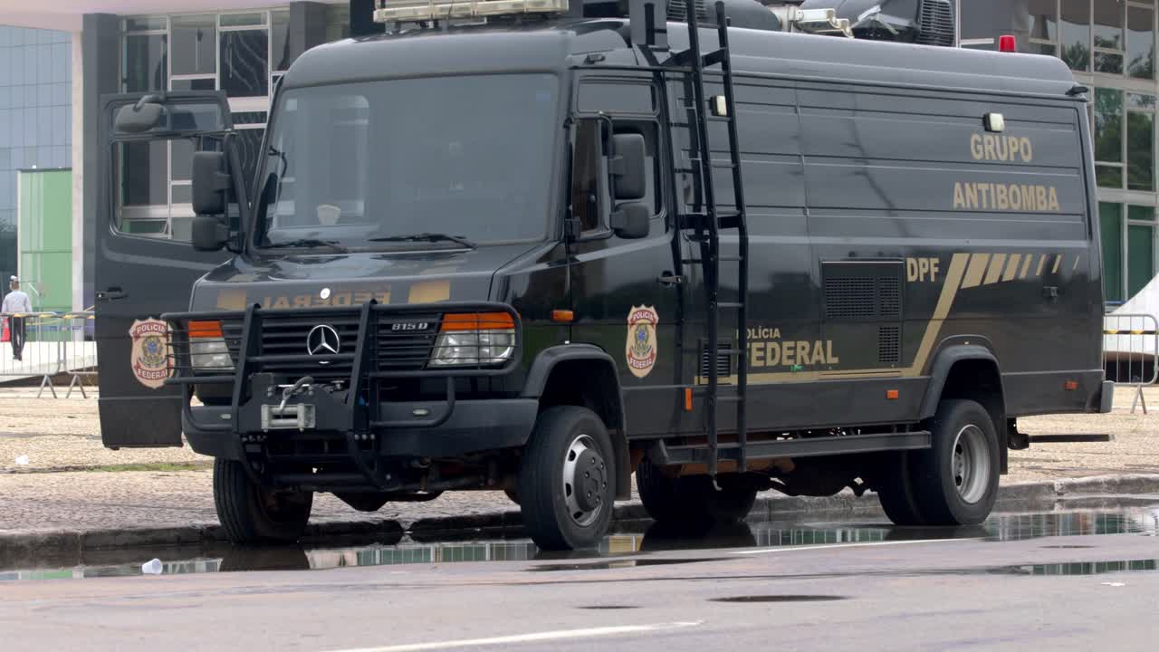 Urban security transportation, suspicious emergency event