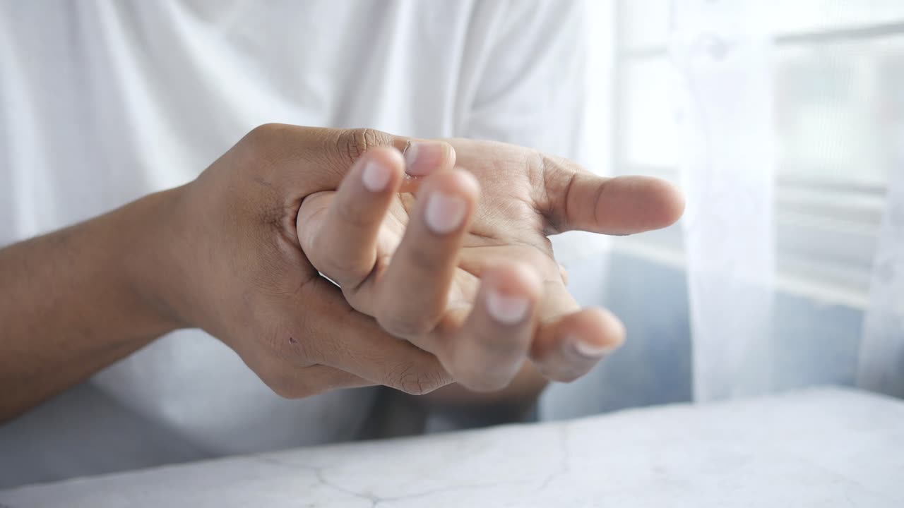 боль в руке и запястье