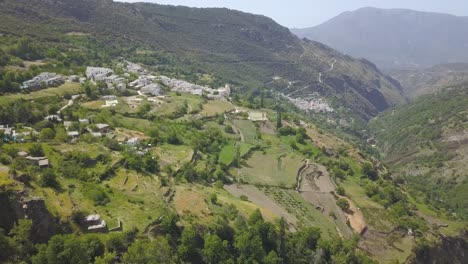 pueblos de bubion y pampaneira en las alpujarras desde el aire