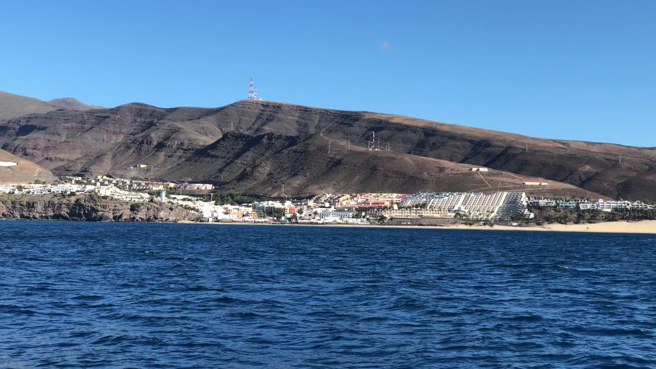 카나리아 섬 주변의 대서양 항해, 푸에르테벤투라 섬의 전망