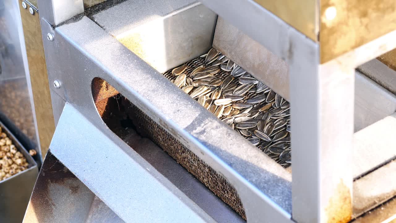 태양광 씨 가공 기계