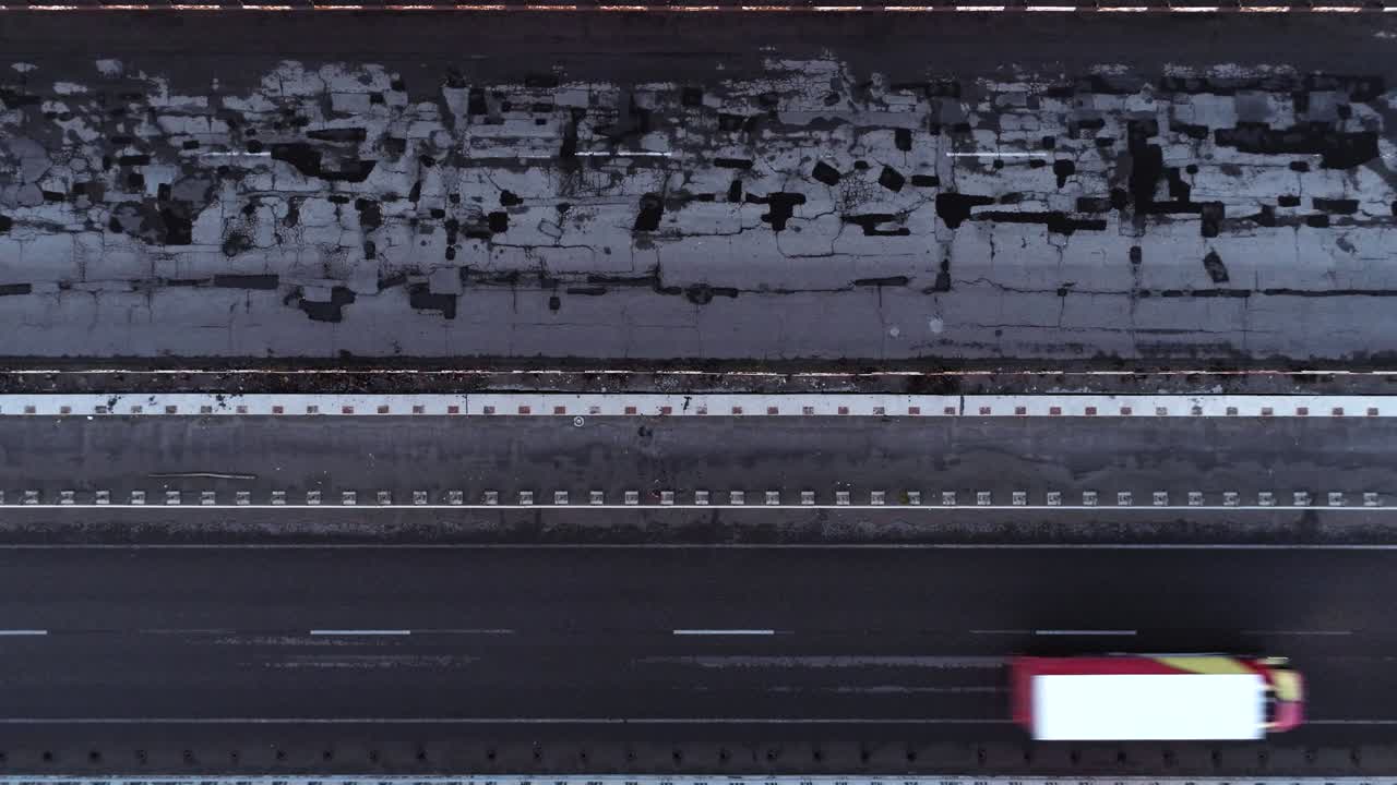 고속도로 교통 워드 다운 도로  뷰 자동차 트럭