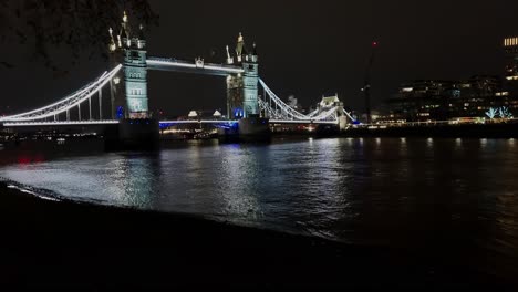 London-City-at-night-with-the-Tower-Bridge-in-foreground