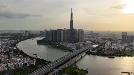 Sunset on the tallest building in Ho Chi Minh City - Vietnam | Landmark 81
Ho Chi Minh City sunset