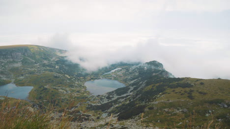 Panoramablick-Vom-Haramiyata-Gipfel-Der-Rila-Seen-In-Bulgarien