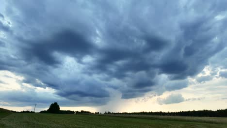 gewitterwolken im zeitraffer