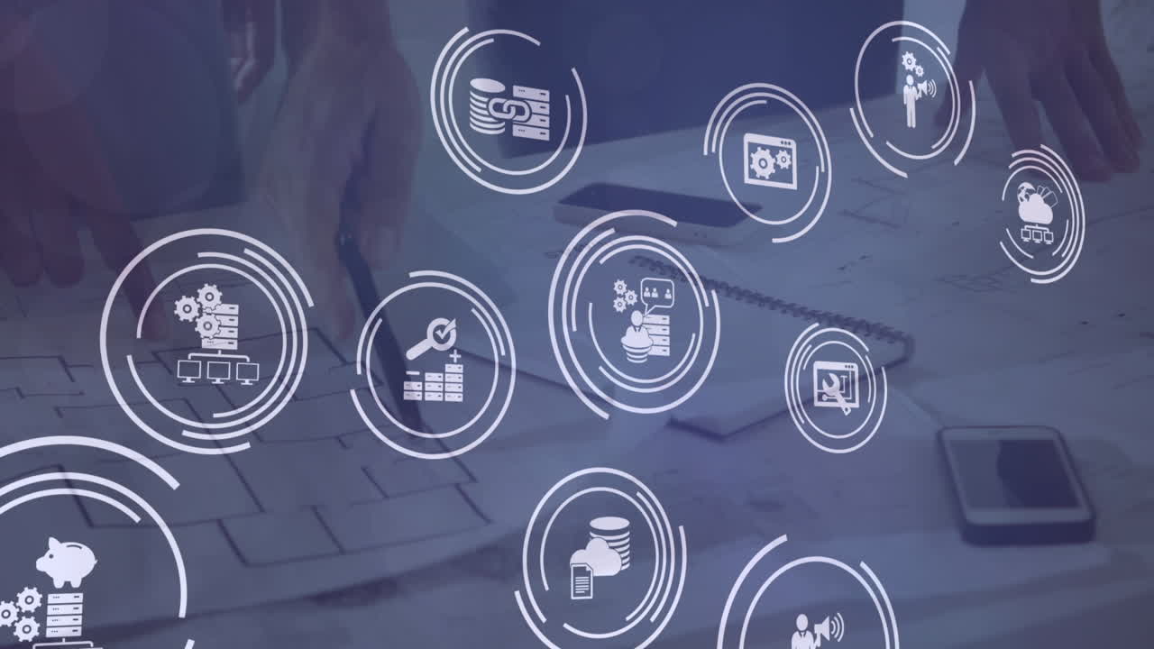 un hombre de negocios revisa los planes arquitectónicos en una oficina.