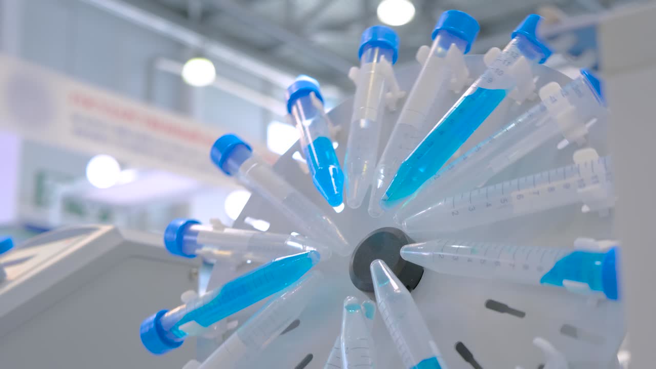 생물학적 플을 효과적으로 혼합하기 위한 디지털 원형 튜브 회전기 - 근접