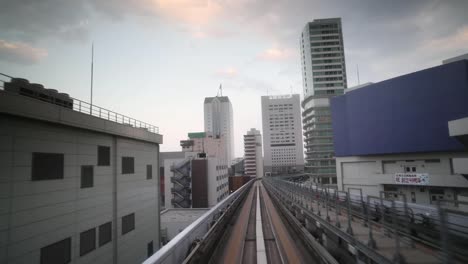 tokyo monorail 16