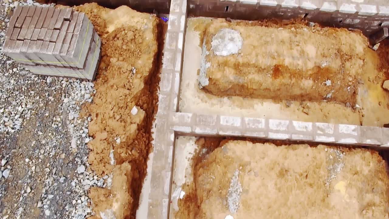 vista del sitio en construcción