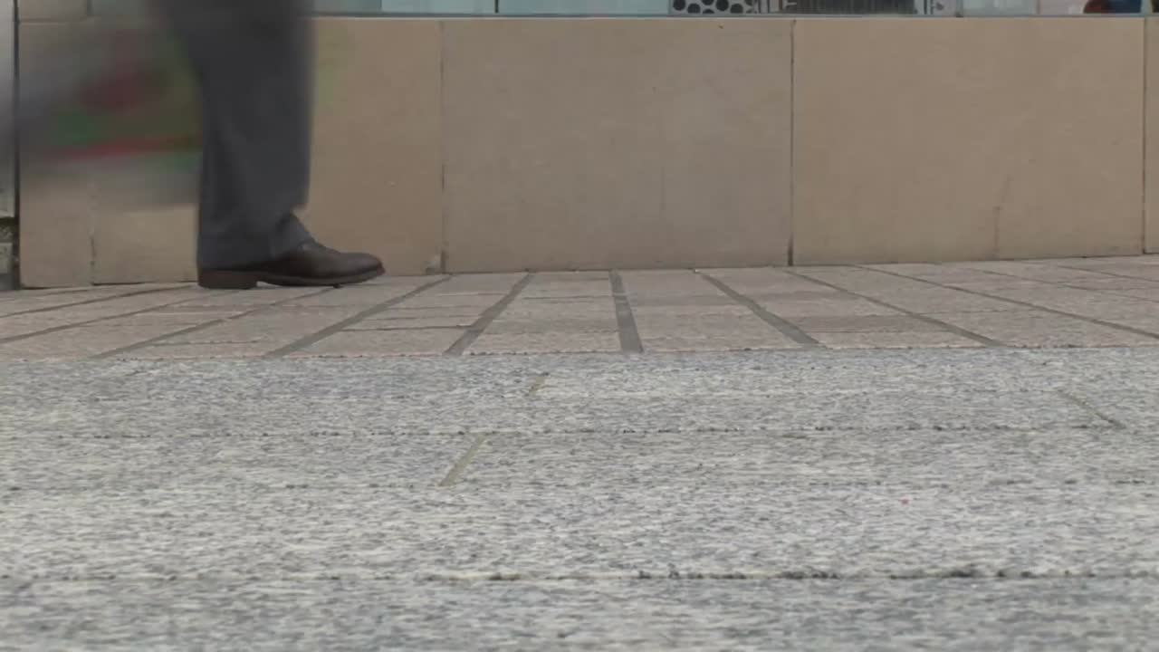 걸어다니는 사람들