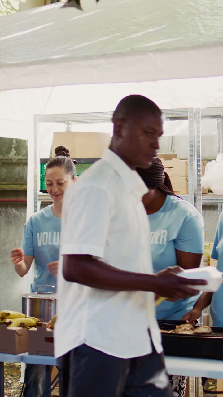 Vertical video Youth Hunger Aid & Humanitarian