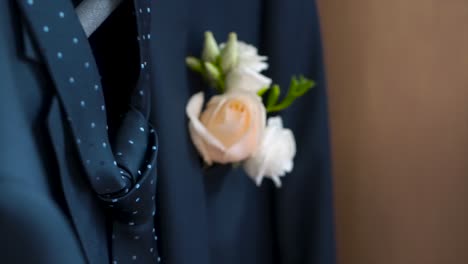 groom's suit with boutonniere