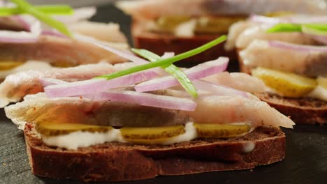 smoked herring sandwiches with dill