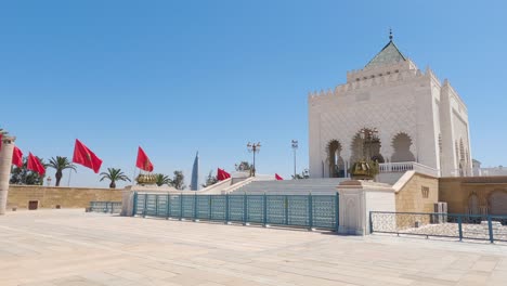 Impressive-Mausoleum-of-Mohammed-V-in-Rabat,-Morocco