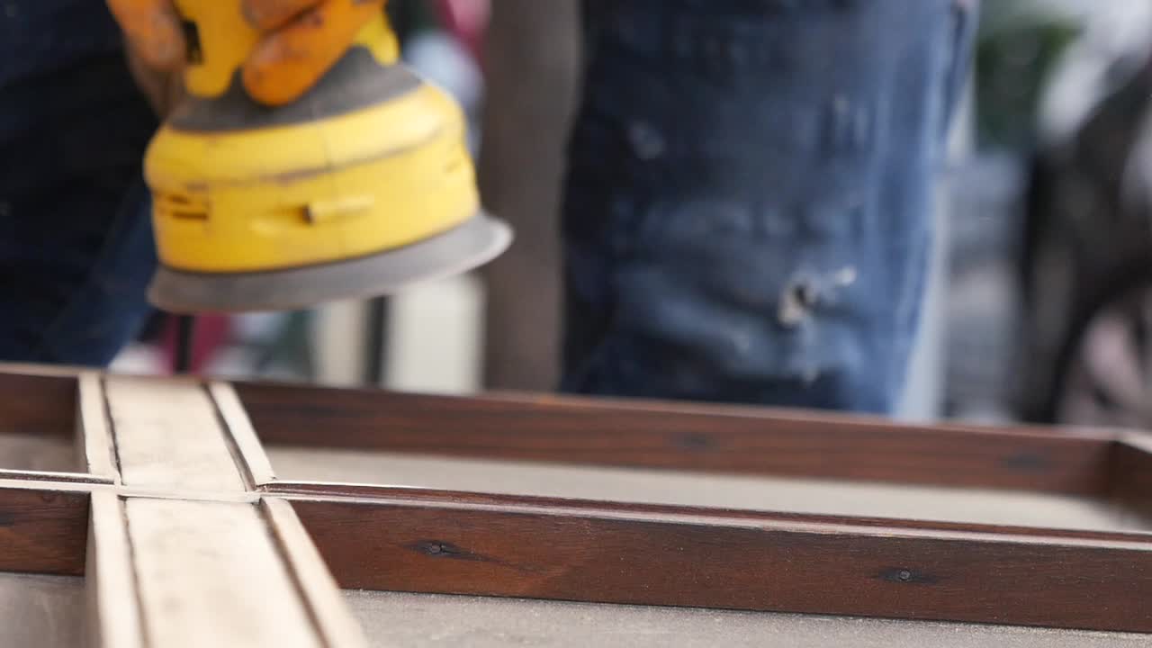 limpieza de marcos de madera