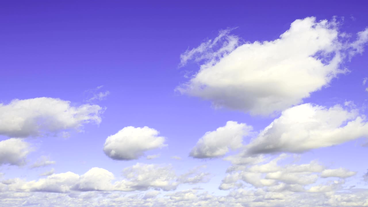 sky with moving clouds (timelapse, looping)