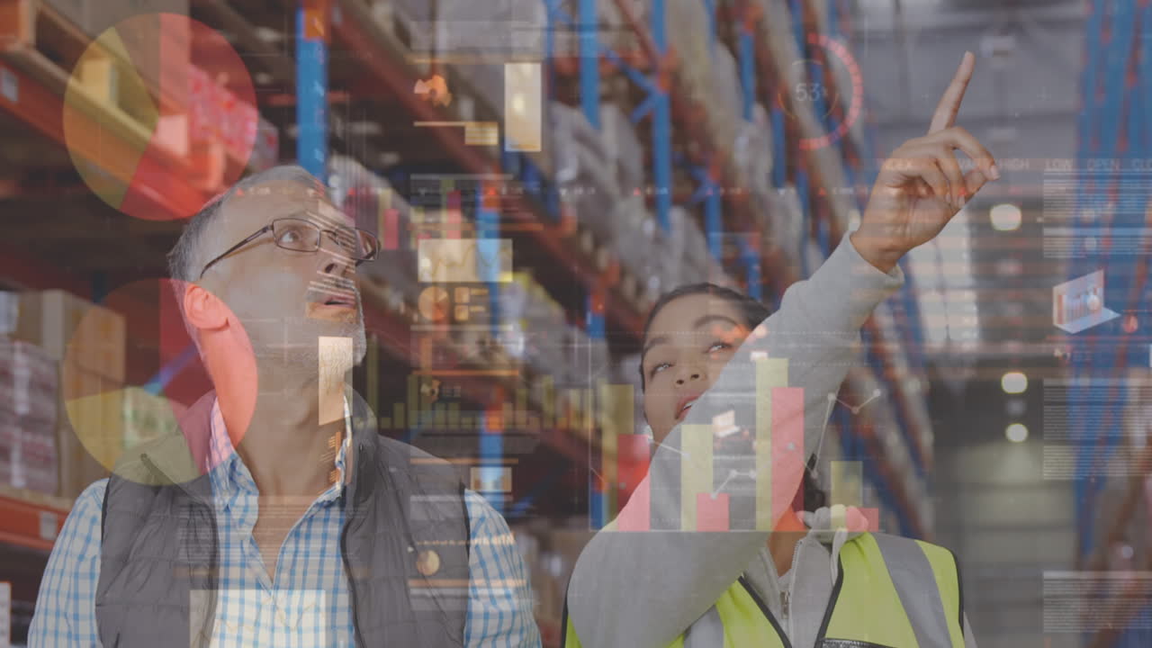 animación del procesamiento de datos sobre las personas que trabajan en el almacén