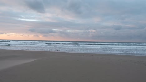 Olas-Del-Mar-Al-Atardecer